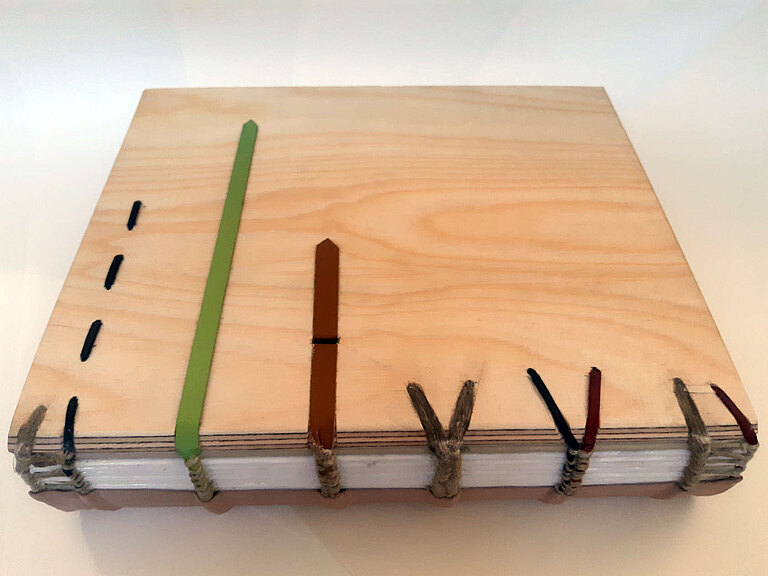 Der-Holzdeckelband-2.jpg 