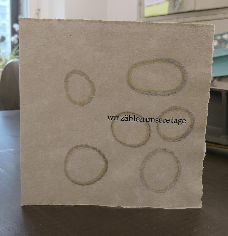 Blatt_mit_Veggie_Papyrus-Zwiebelringe.jpg  